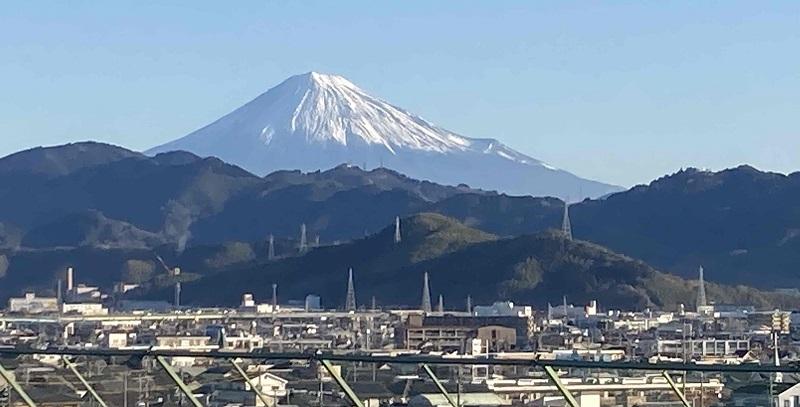 １月５日 校舎５階から富士山を望む